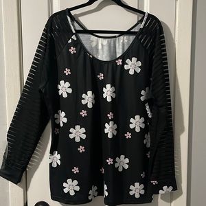 Sheer sleeve flower top